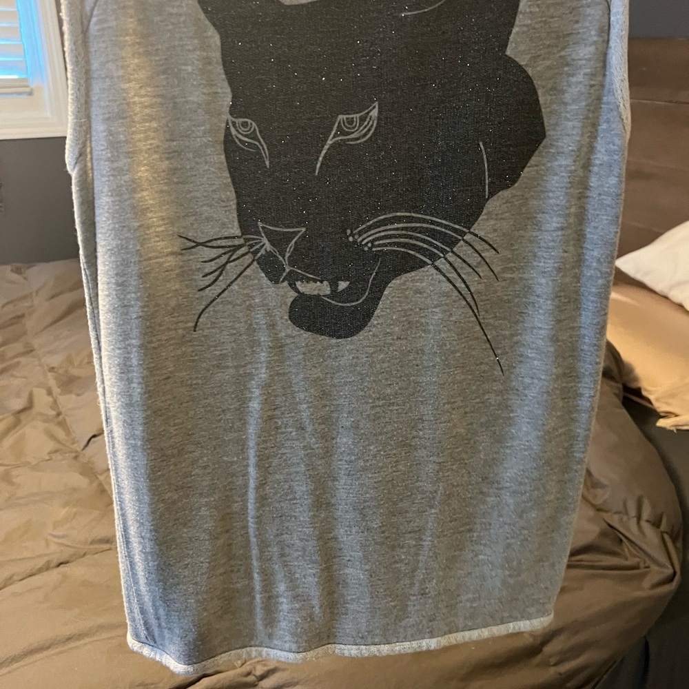 Size 4 tiger top